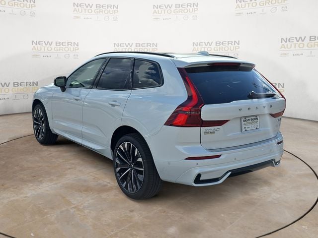 2026 Volvo XC60 B5 Ultra
