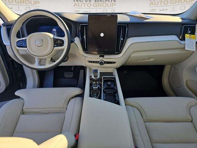 2026 Volvo XC60 B5 Ultra