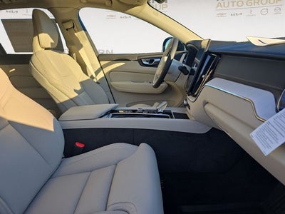 2026 Volvo XC60 B5 Ultra