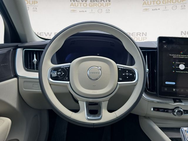 2026 Volvo XC60 B5 Ultra