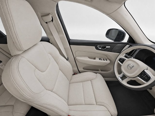 2027 Volvo XC60 B5 Ultra