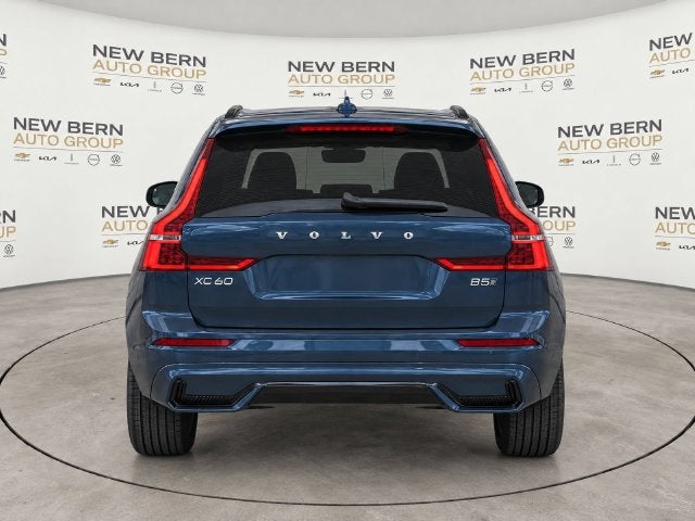 2027 Volvo XC60 B5 Ultra